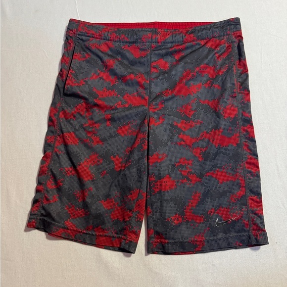 Nike Boys Size Large Red and Gray Patterned Shorts - Picture 1 of 6